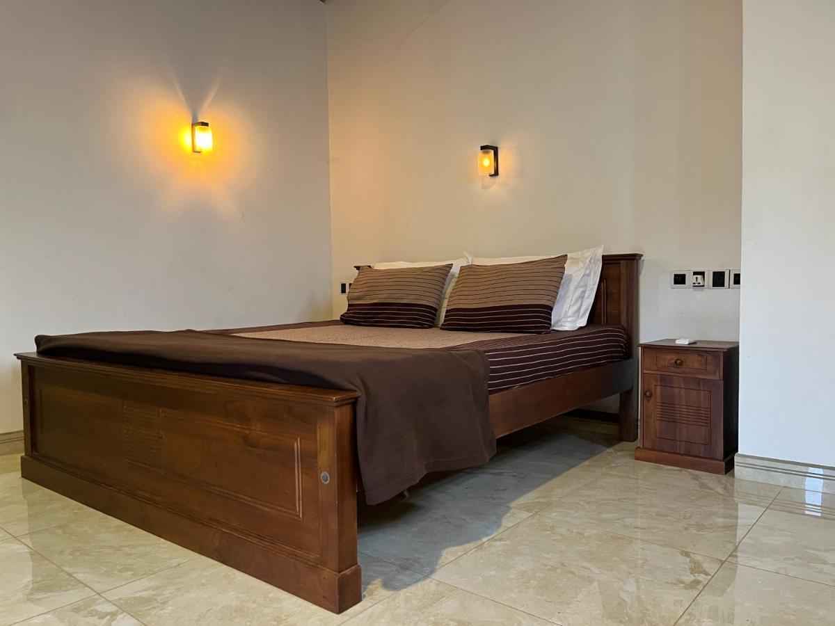 Villa Dinoos- Weligama Eksteriør bilde
