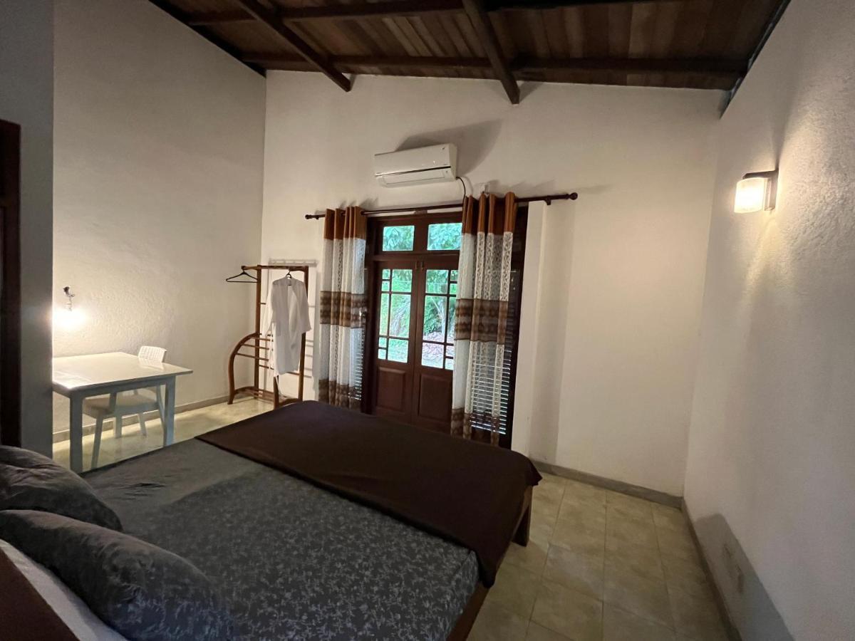 Villa Dinoos- Weligama Eksteriør bilde