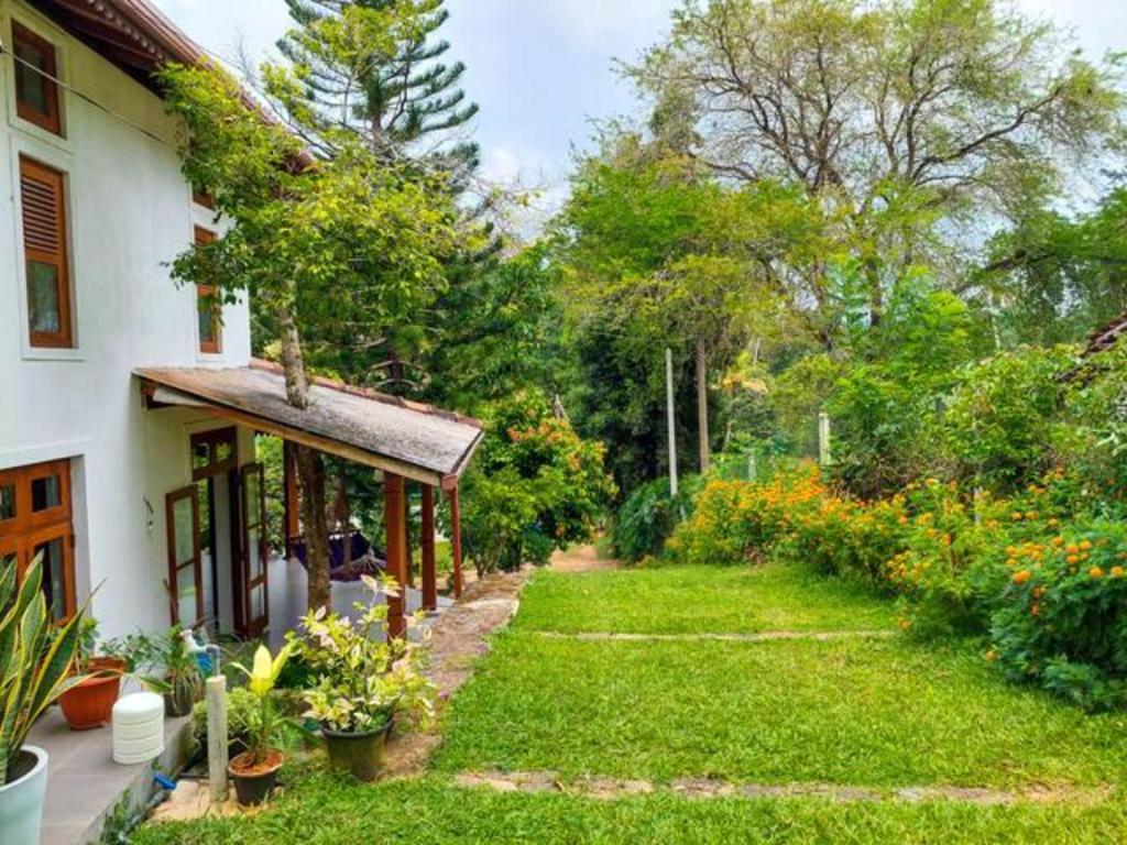 Villa Dinoos- Weligama Eksteriør bilde