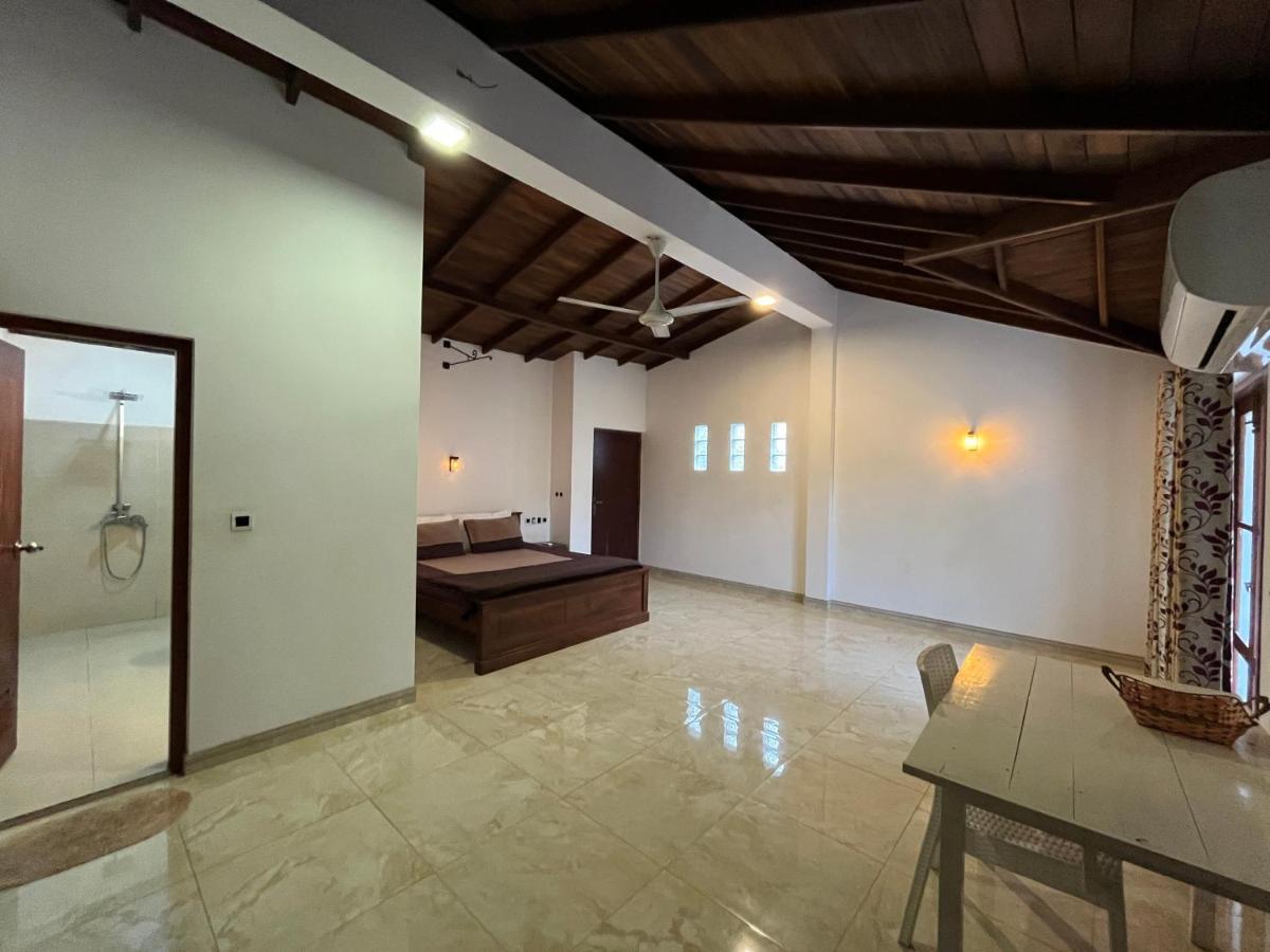 Villa Dinoos- Weligama Eksteriør bilde