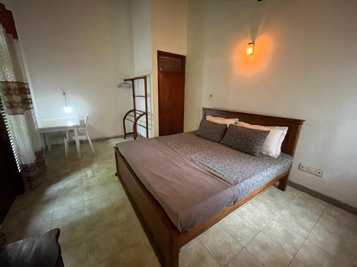 Villa Dinoos- Weligama Eksteriør bilde